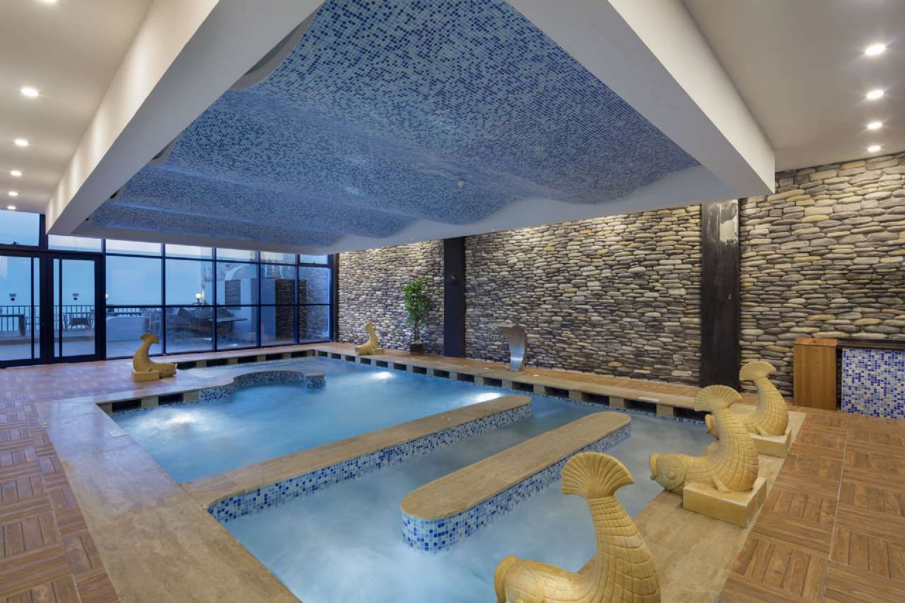 Granada Luxury Okurcalar